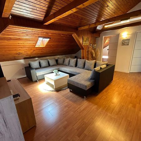 Apartment Milena Бртонигла Экстерьер фото